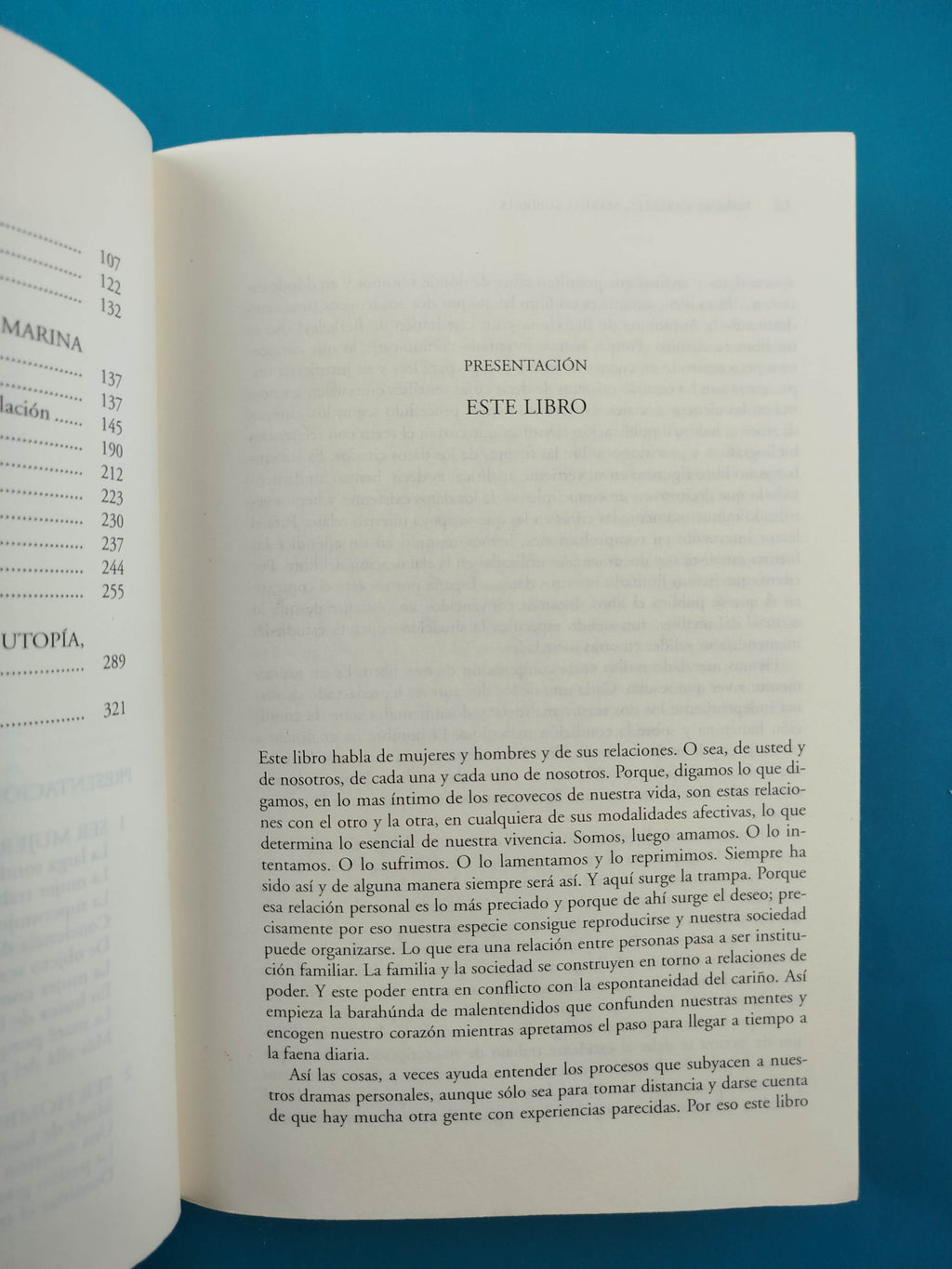 Mujeres y Hombres ¿Un Amor Imposible? by Manuel Castells - Marina Subirats