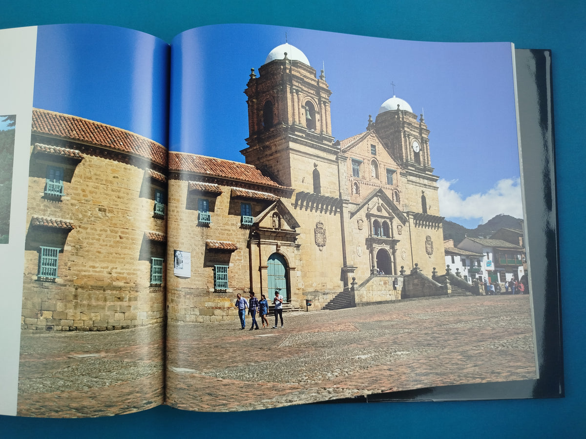 Viaje por Colombia by varios Autores