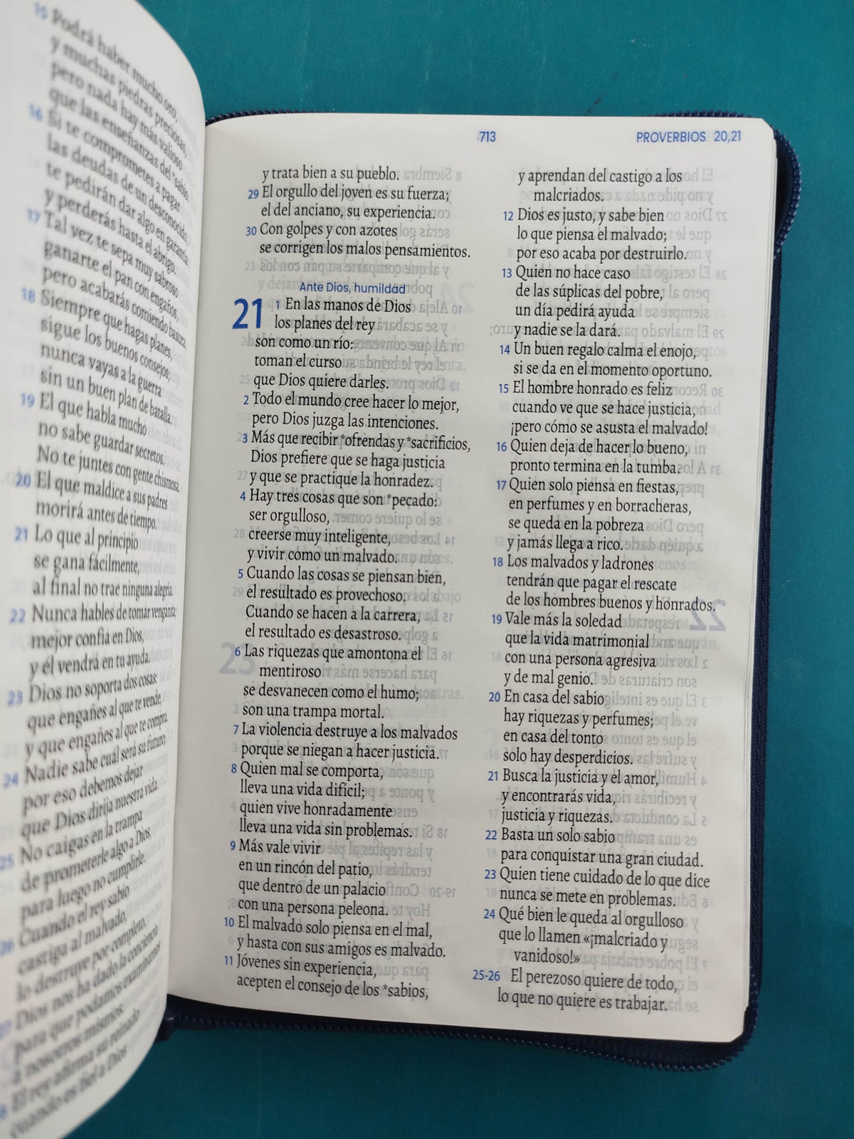 Biblia Tla Letra Grande El Camino Azul Cierre by Lenguaje actual