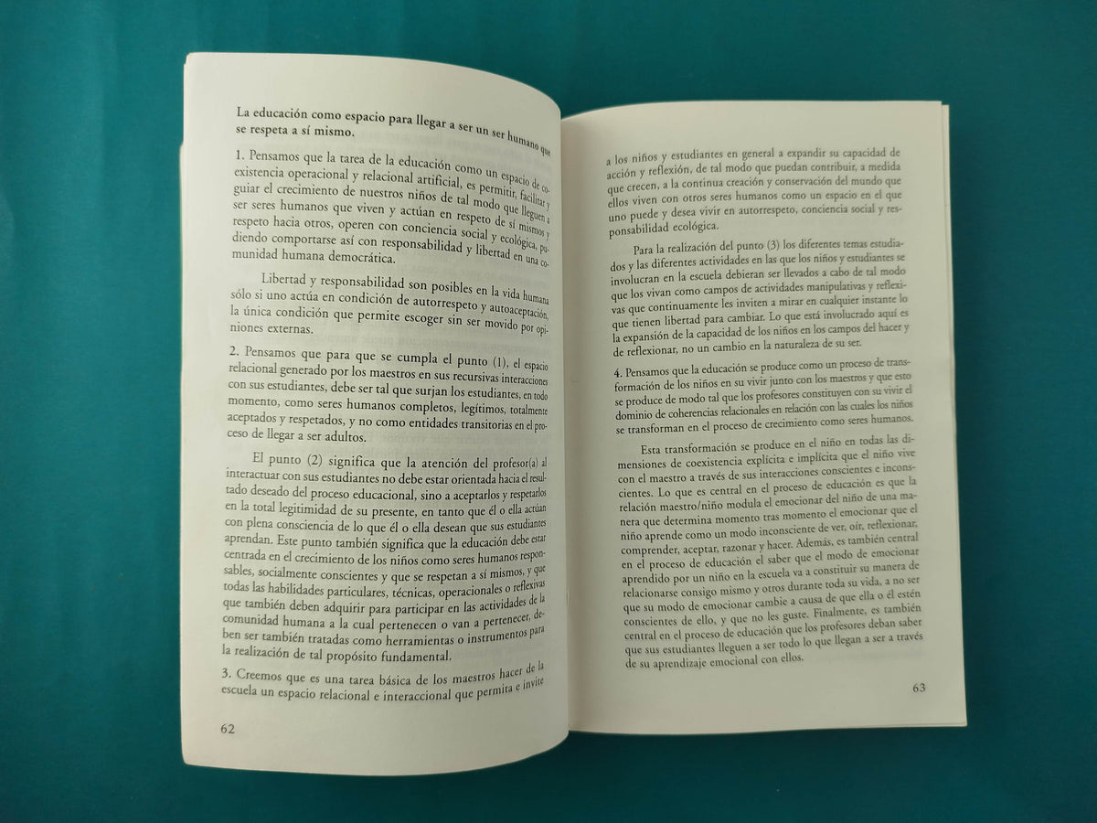 Transformación En La Convivencia by Humberto Maturana