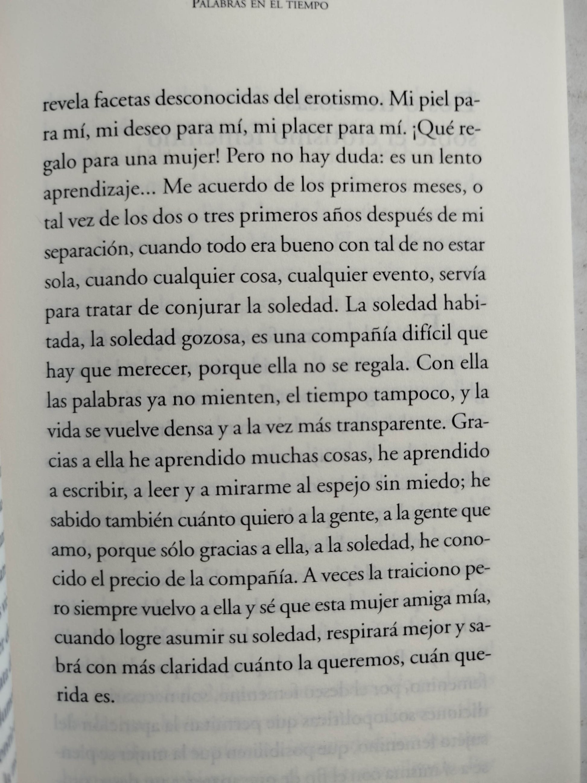 Palabras en el tiempo by Florence Thomas