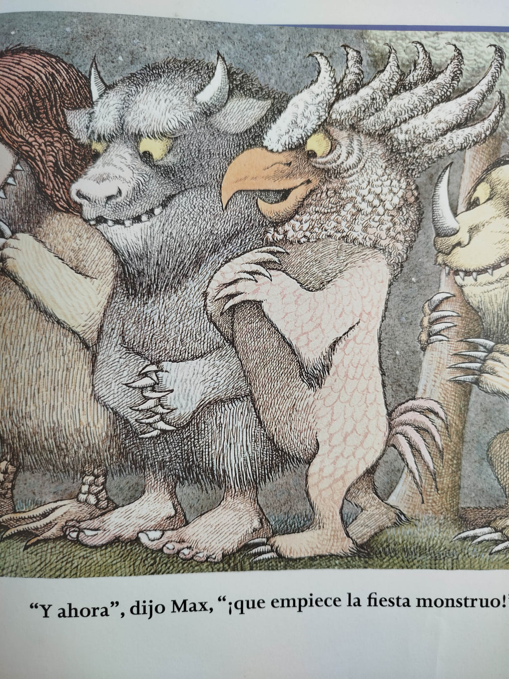 Donde viven los monstruos by Maurice Sendak