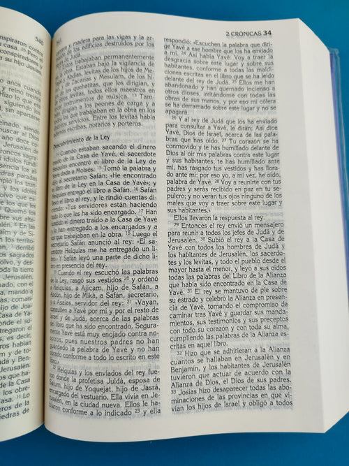 Biblia Latinoamericana Pastoral Pasta Blanda by libreriatroya.com
