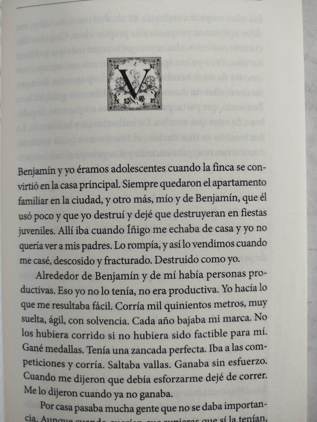 Las manos en los bolsillos by Jaime Arrancó Montoliu