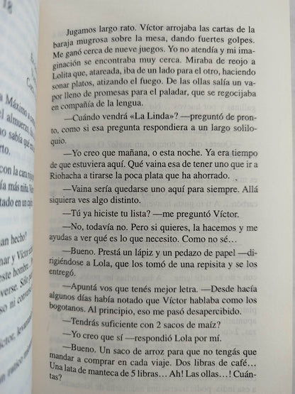 4 años a bordo de mí mismo by Eduardo Zalamea Borda