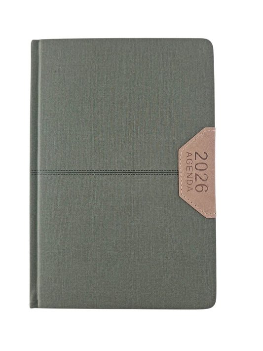 Agenda ejecutiva 2026 notebook verde