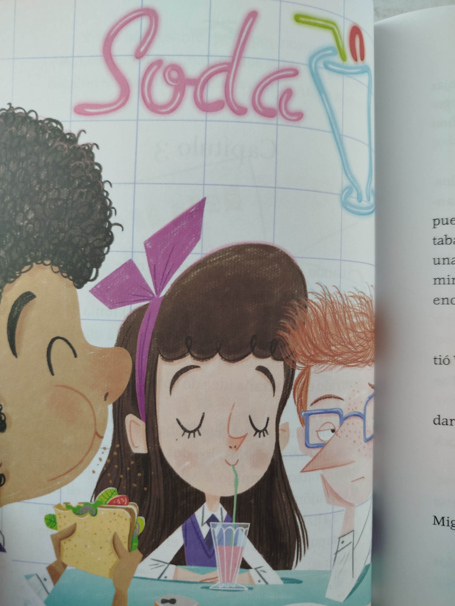 Los enemigos imaginarios de Angie botón by Manuel Iván Urbina Santafé