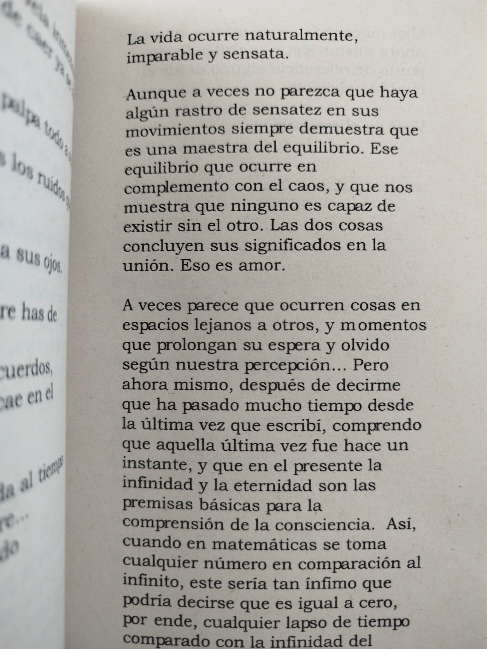 Secundus by Emilia Zuluaga París