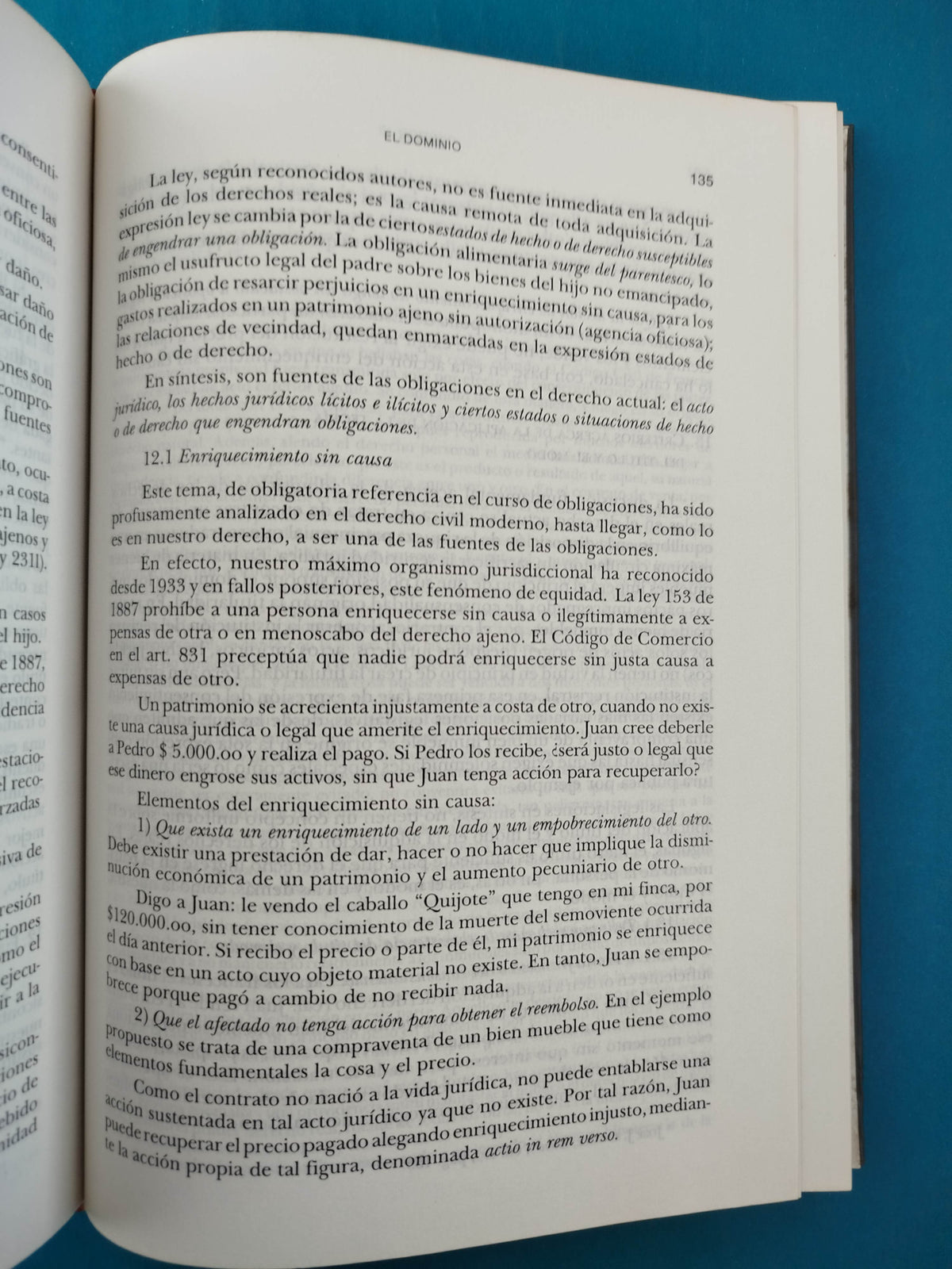 Bienes quinta edición tapa dura by Luis Guillermo Velasquez Jaramillo