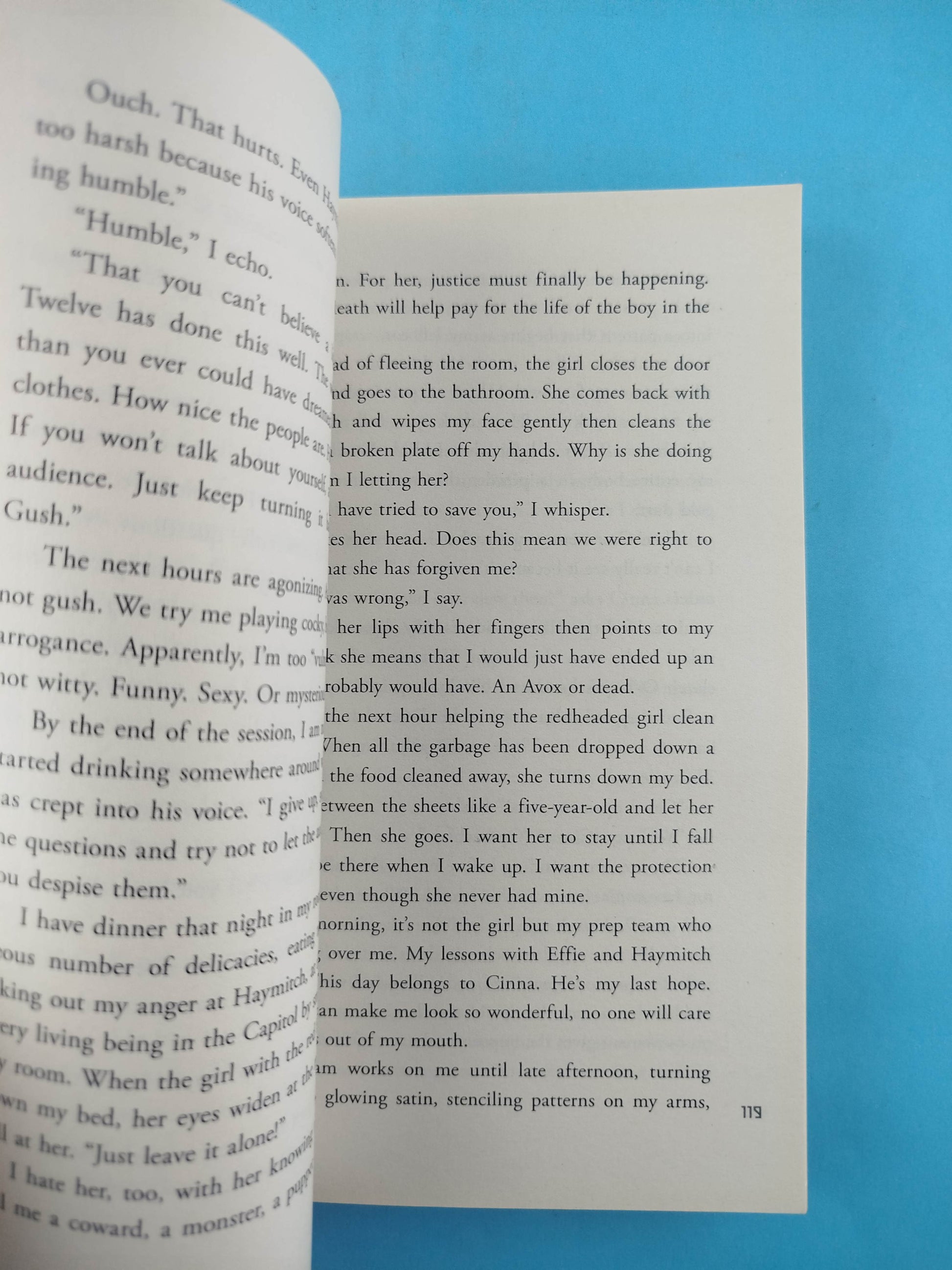 The Hunger Games: Movie Tie-in Edition by Suzanne Collins