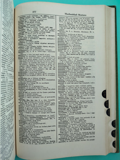 Appleton's New Cuyas English-Spanish and Spanish-English Dictionary by Acc